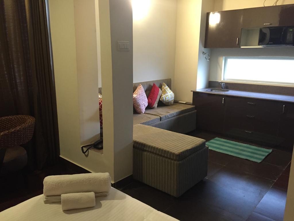 بنغالور Luxtay Suites الغرفة الصورة