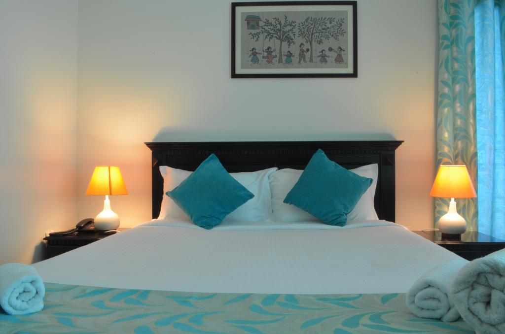 بنغالور Luxtay Suites الغرفة الصورة
