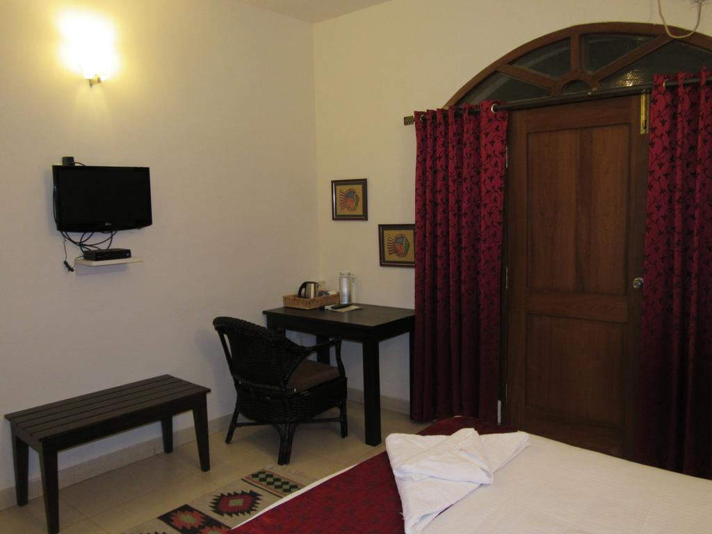 بنغالور Luxtay Suites الغرفة الصورة